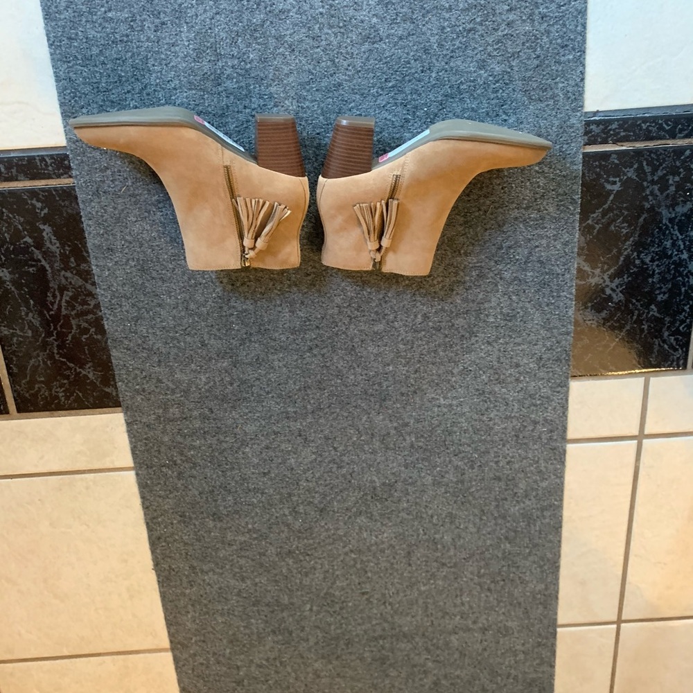 Vionic Madeline Women's Ankle Boot - Waterproof